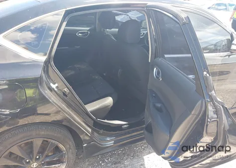 2017 Nissan Sentra Sr z USA, uszkodzony, nr VIN 3N1AB7AP9HY280069